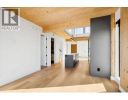310 310 Salter Street, New Westminster, BC V3M0N7 Photo 13