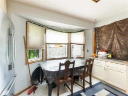 26 Corton Place, Winnipeg, MB R2N1W6 Photo 14