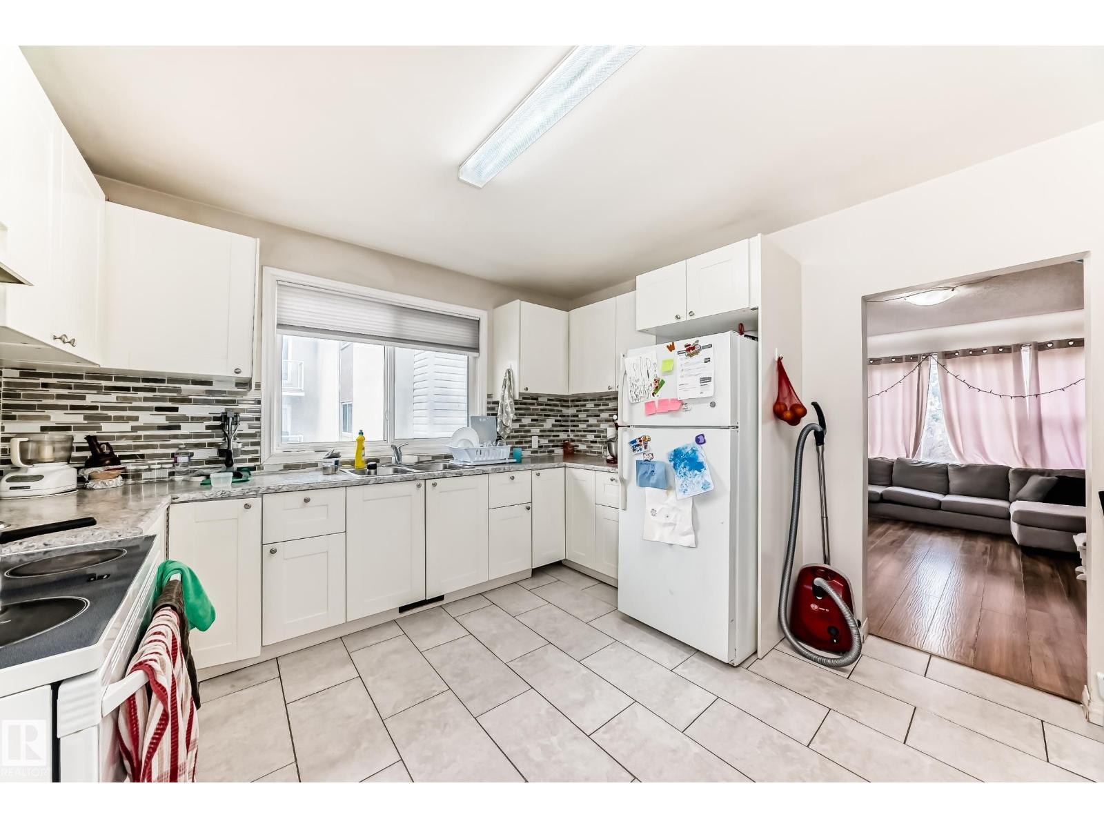 11716 124 ST NW - 46