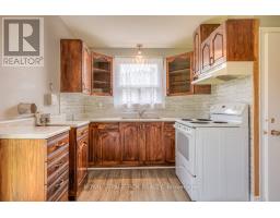 11 Jacksons Point Avenue, Georgina, ON L0E1L0 Photo 11