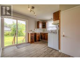 11 Jacksons Point Avenue, Georgina, ON L0E1L0 Photo 13