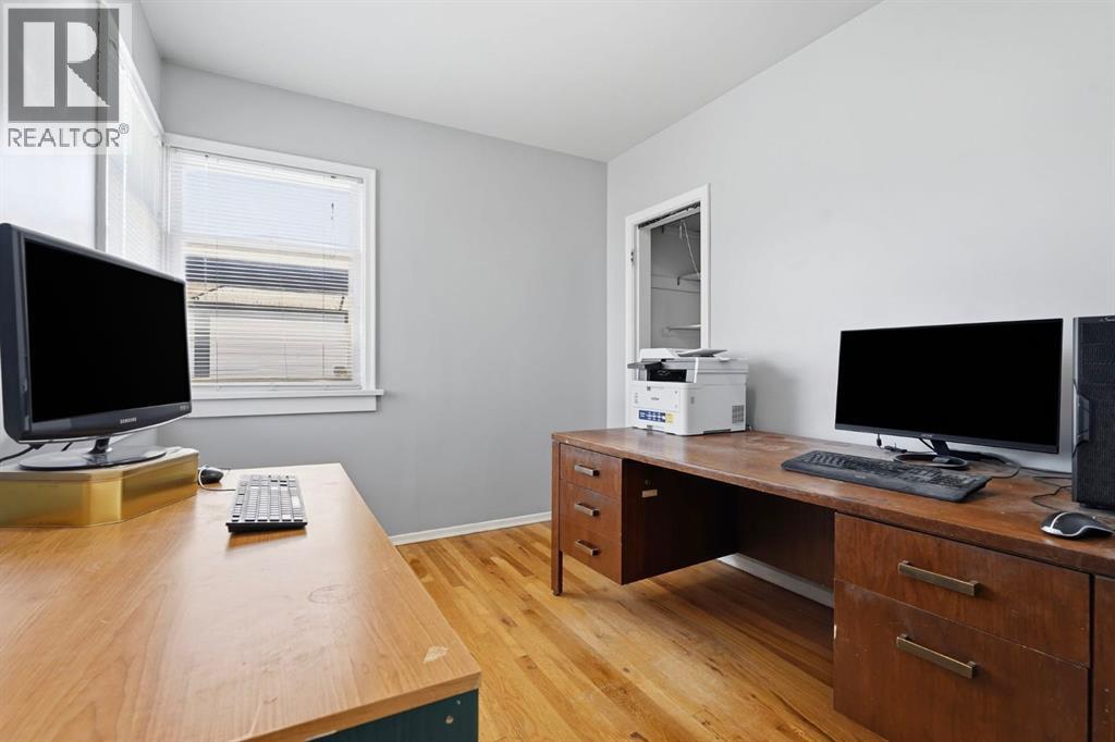 2037 18 Avenue - Image 16