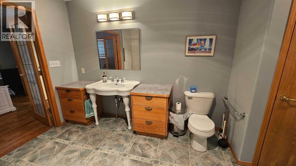 507 1 Avenue - Image 31