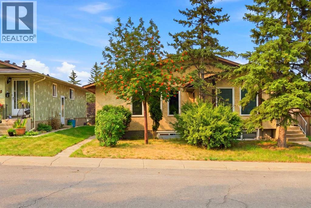 228 Berwick Drive NW