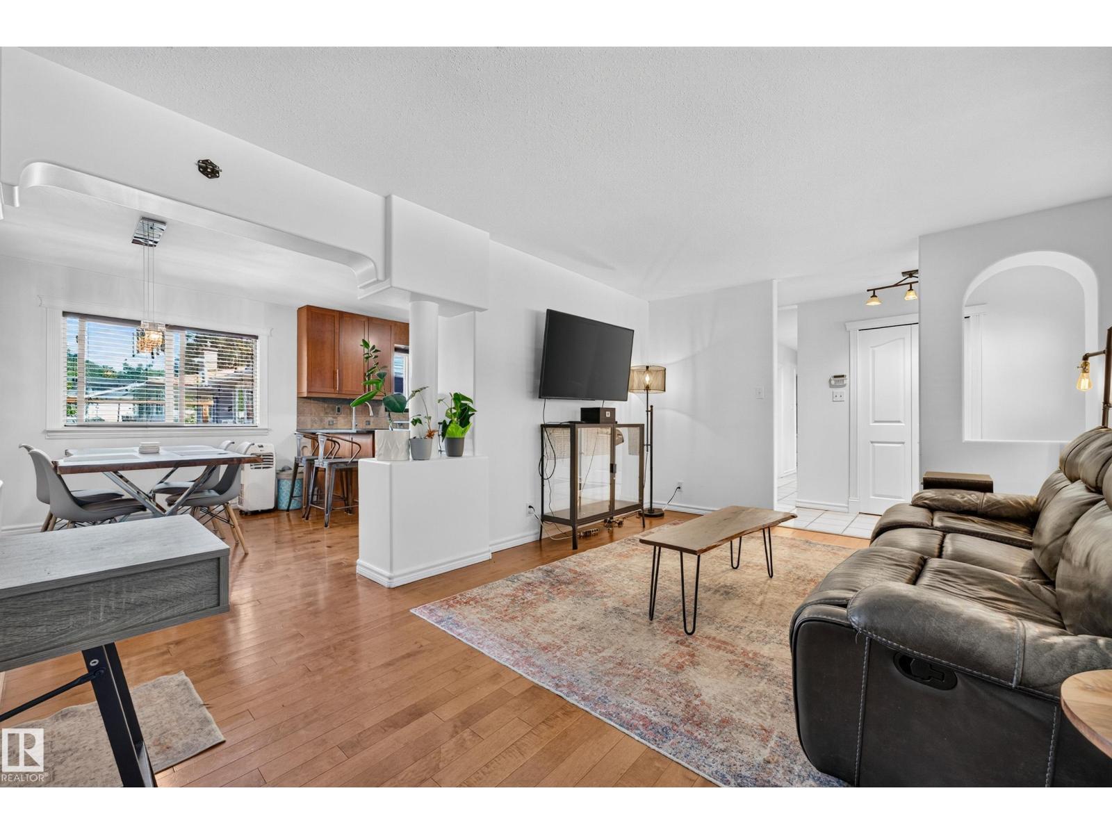 14804 95 AV NW - 14