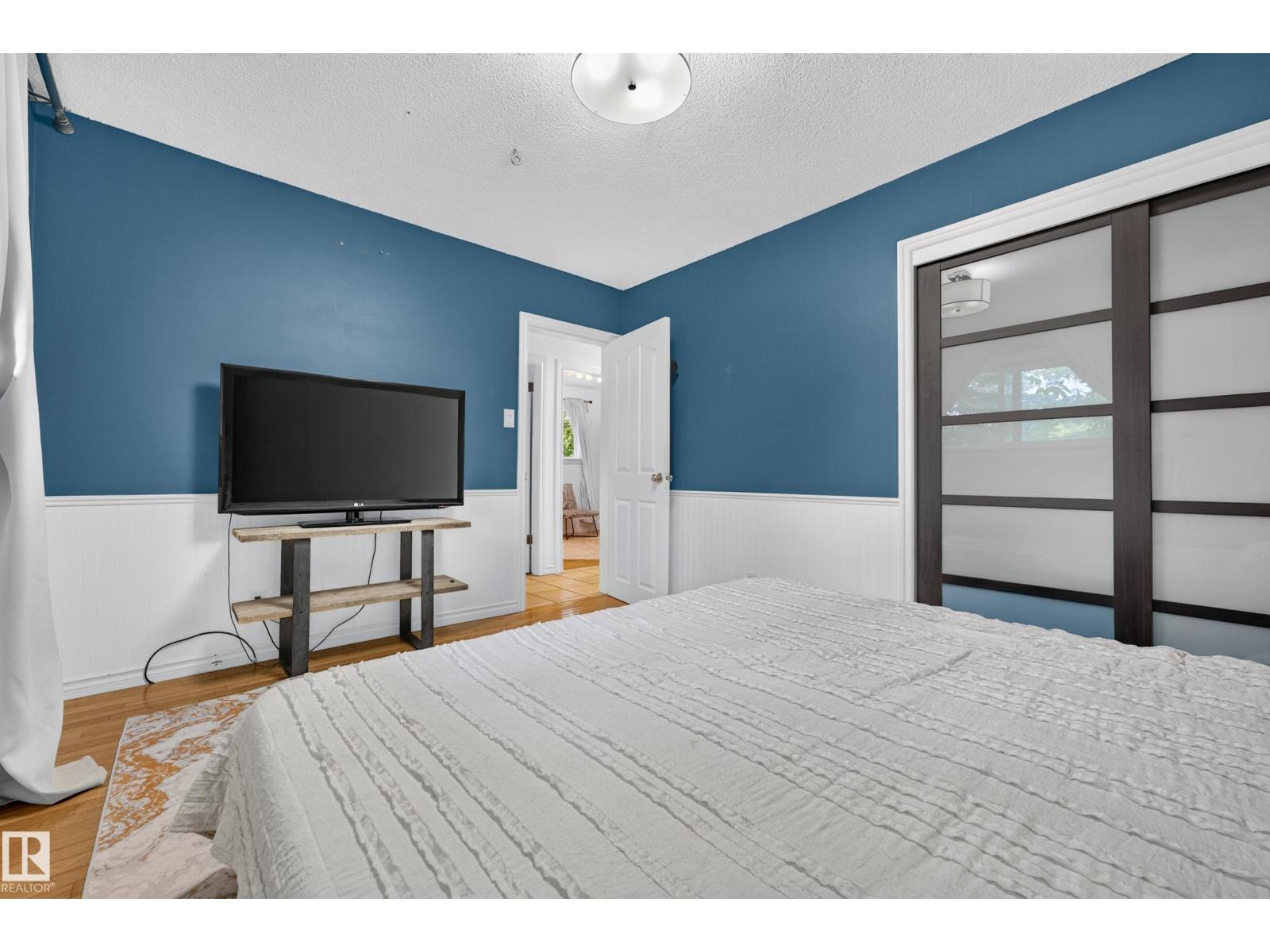 14804 95 AV NW - 25
