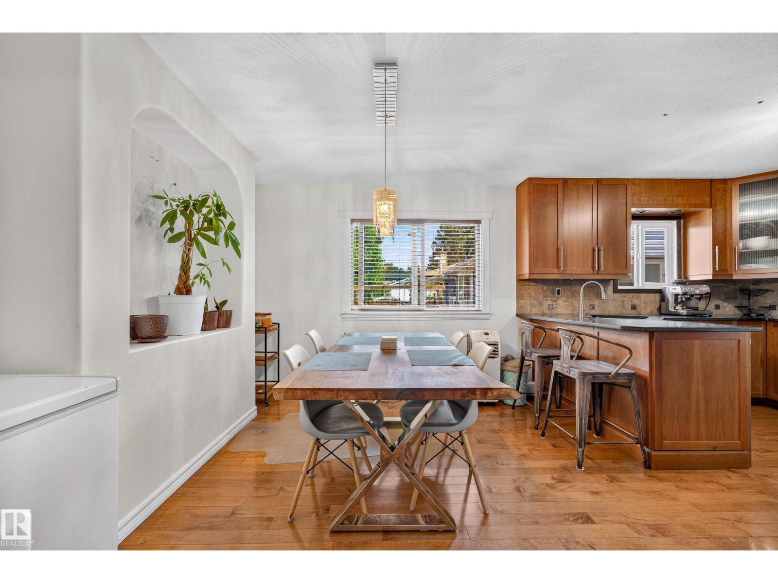 14804 95 AV NW - Image 15