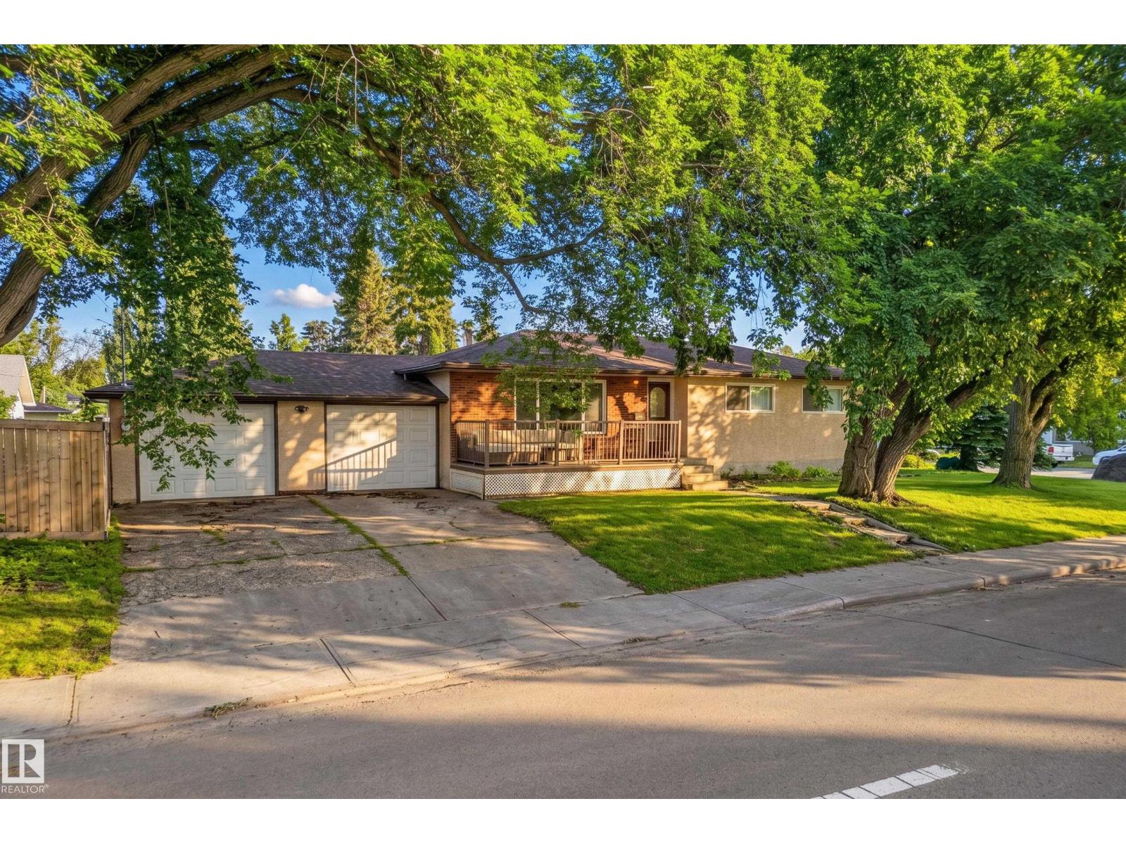 14804 95 AV NW - 2