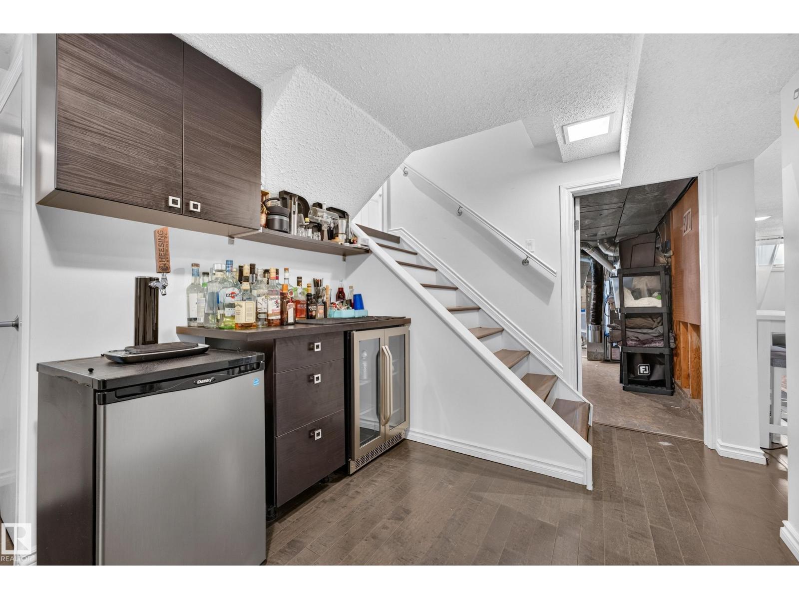 14804 95 AV NW - 34