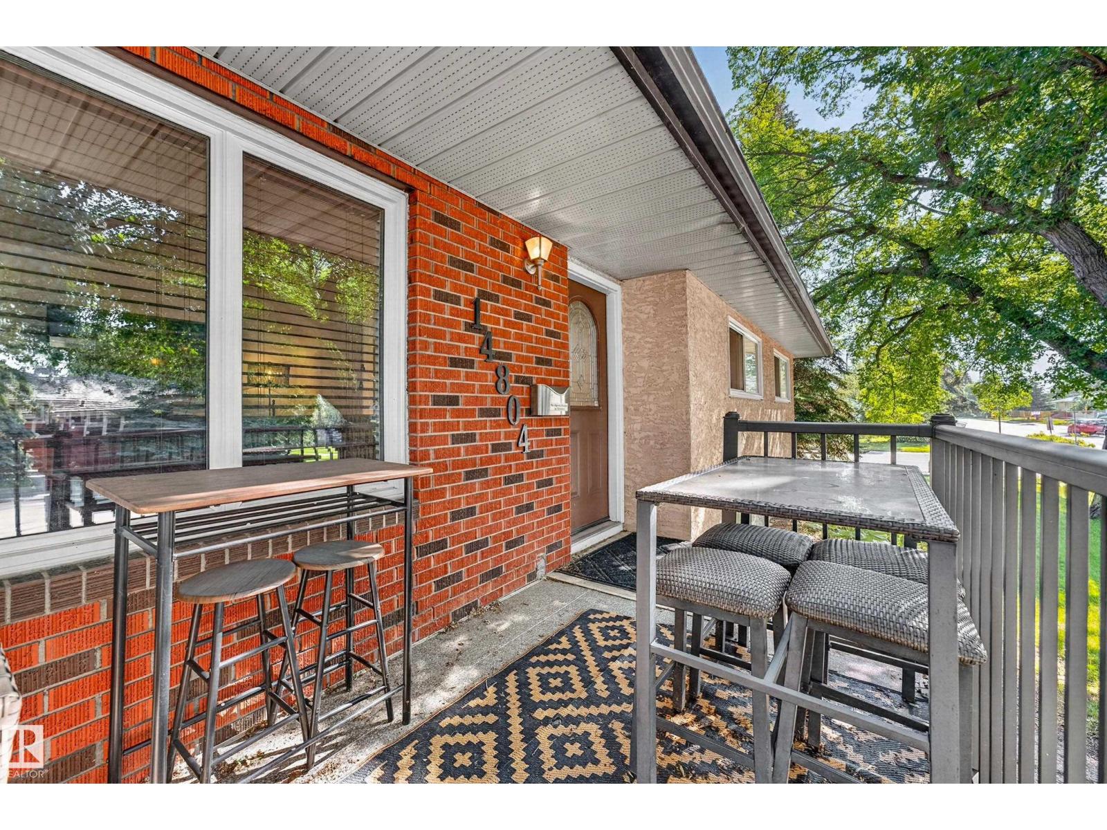 14804 95 AV NW - 7