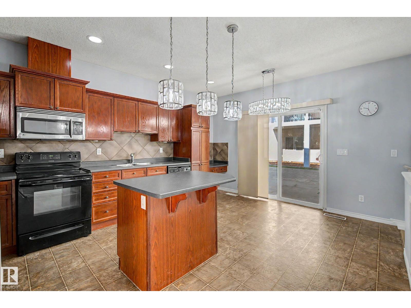 #47 13825 155 AV NW - Image 7