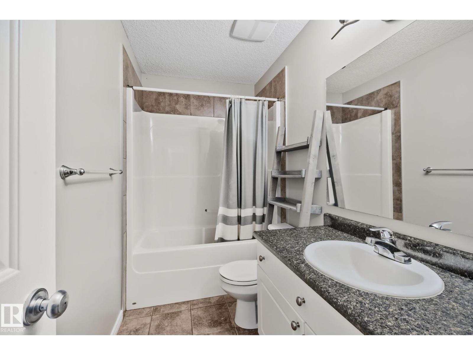 9 LANDON DR - Image 26