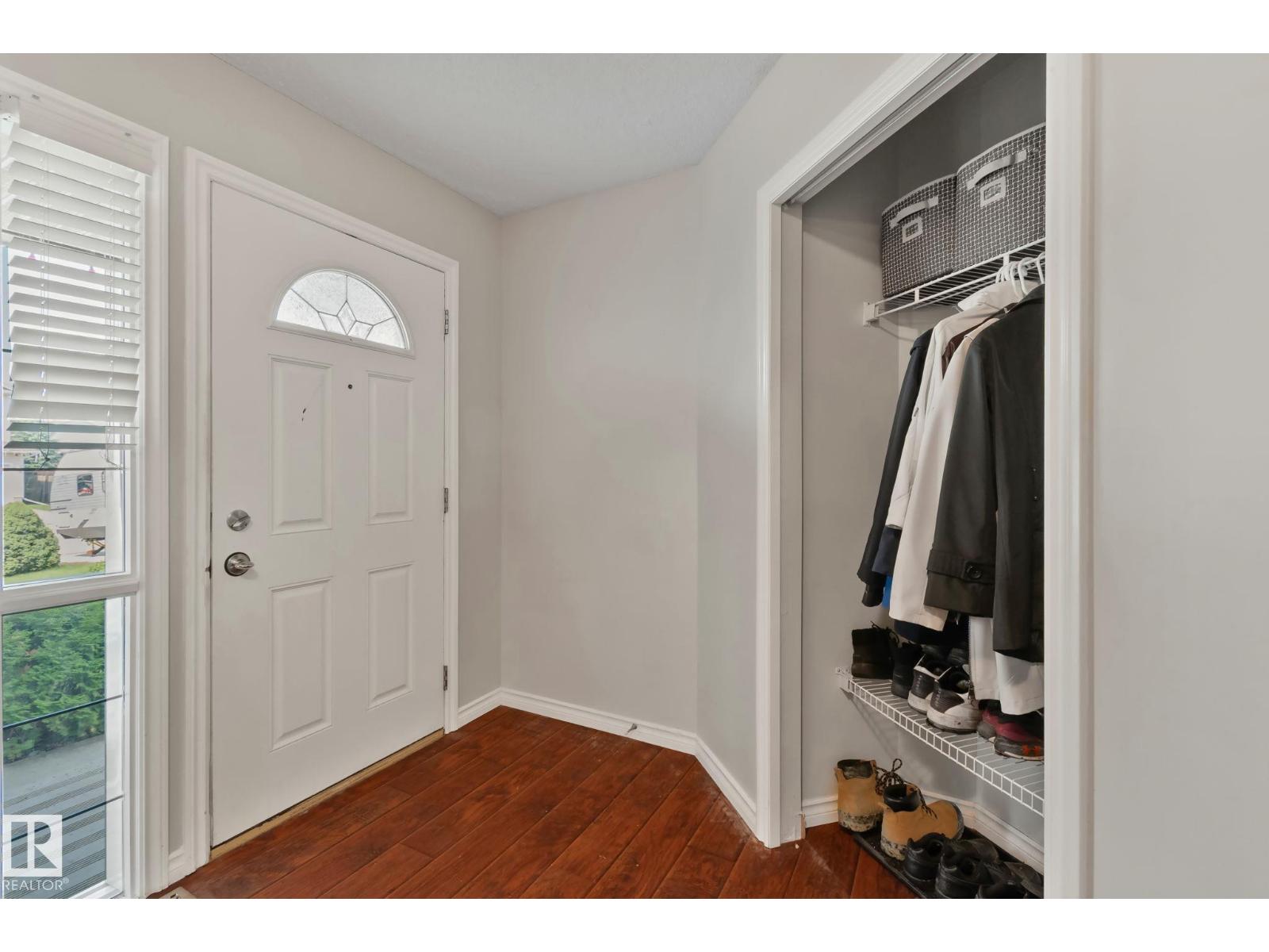 9 LANDON DR - 3