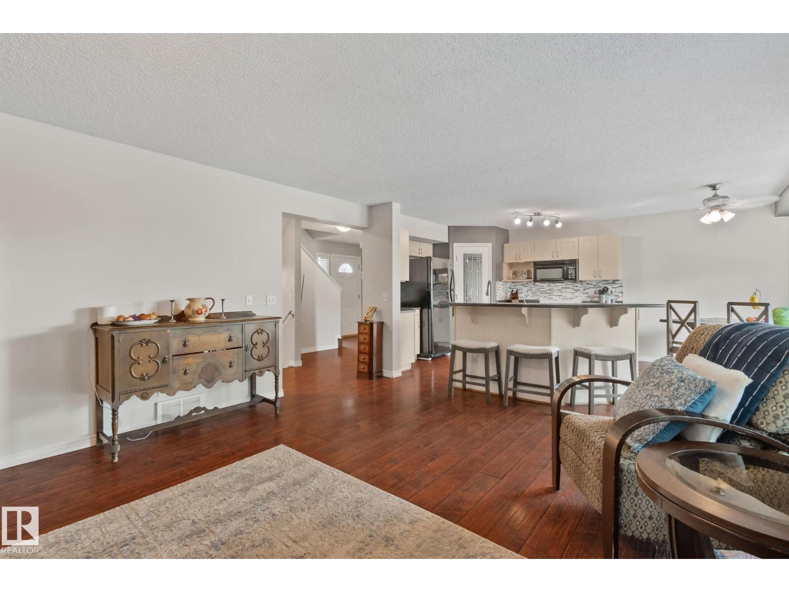 9 LANDON DR - Image 7