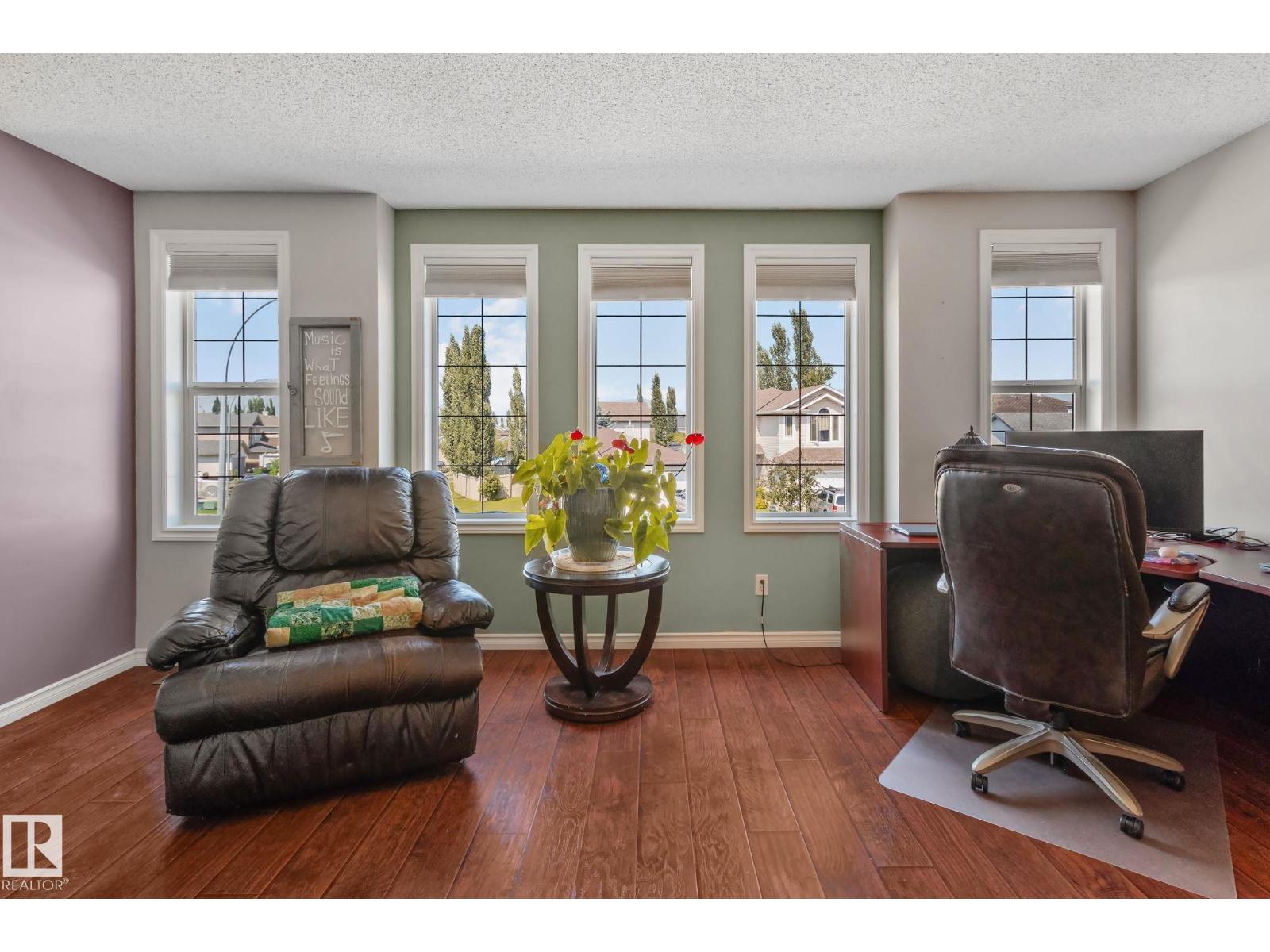 9 LANDON DR - Image 20