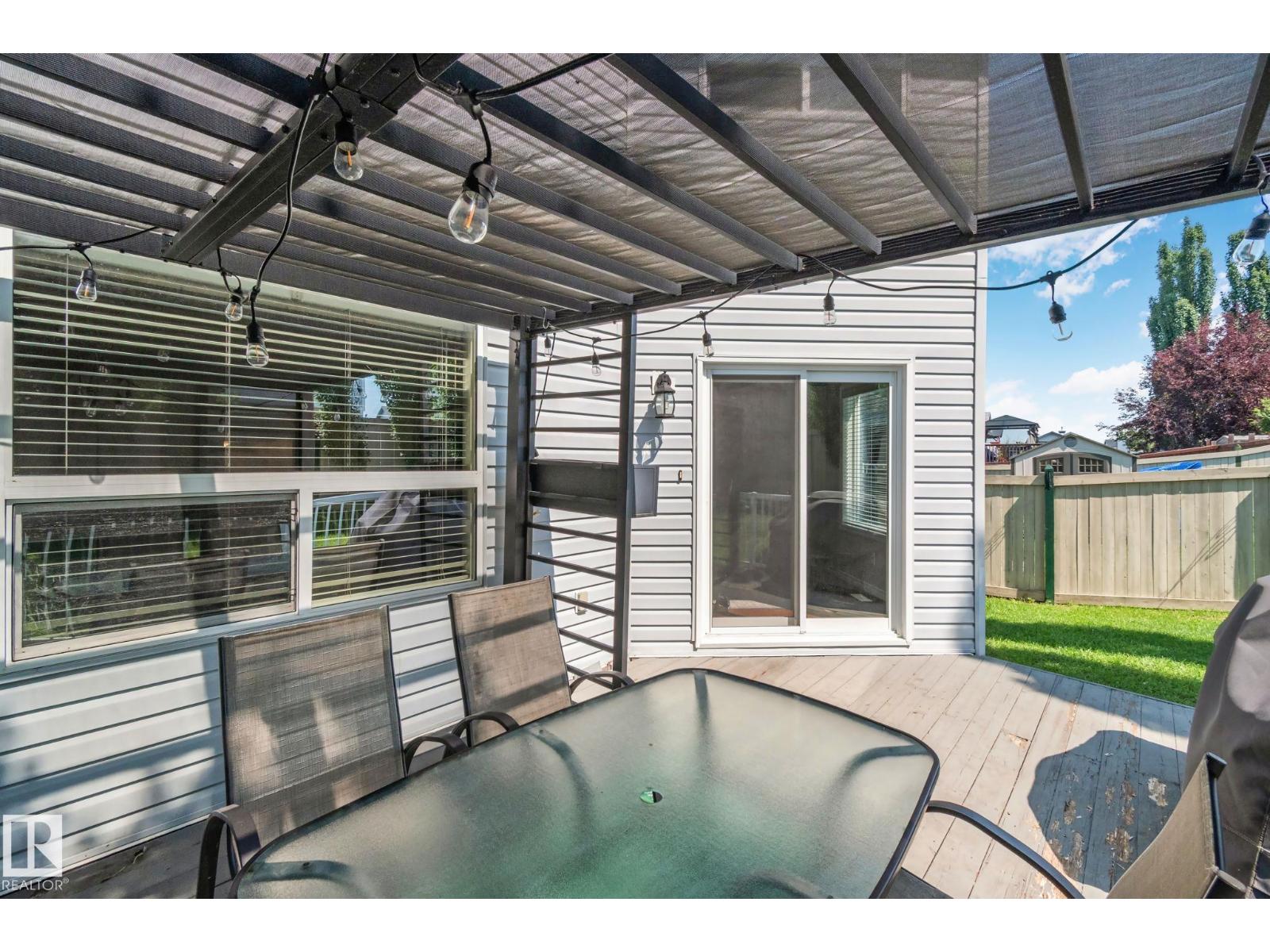 9 LANDON DR - 42