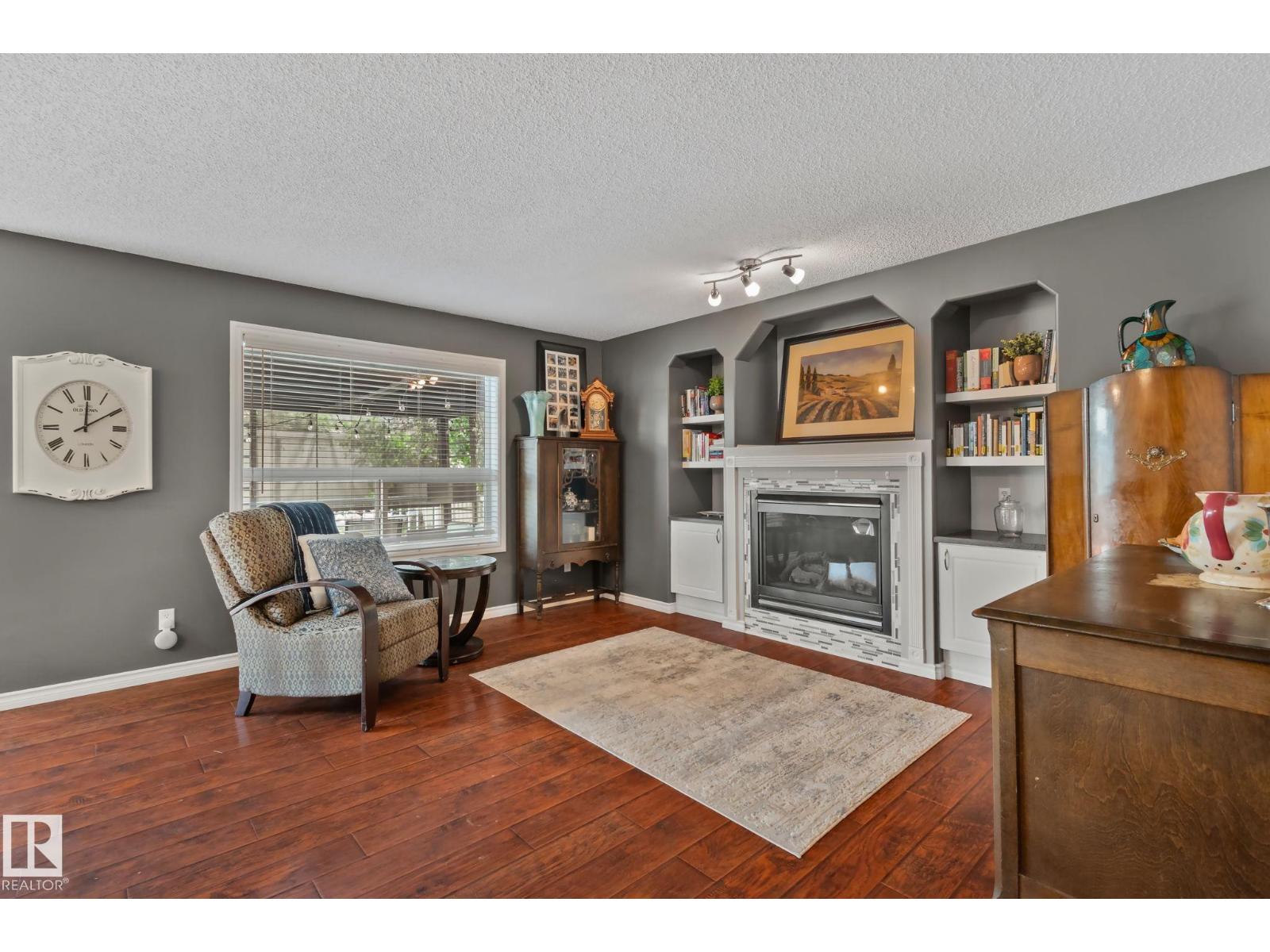 9 LANDON DR - 5