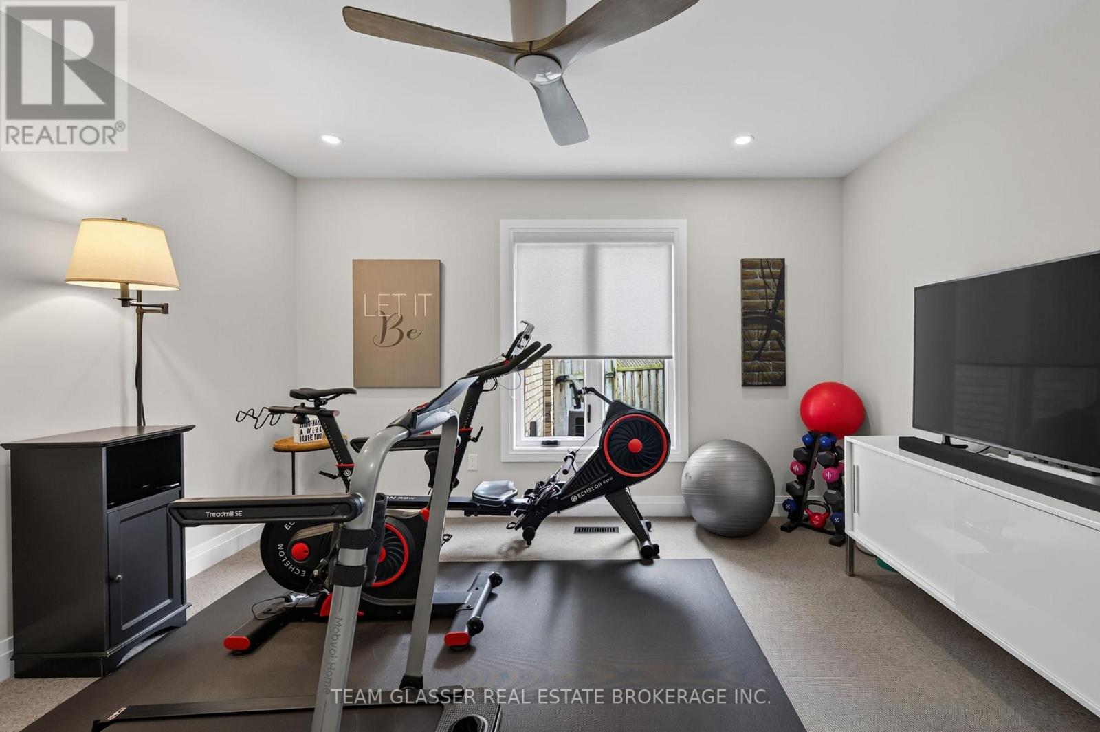 27 CHESTNUT HILL - Image 43