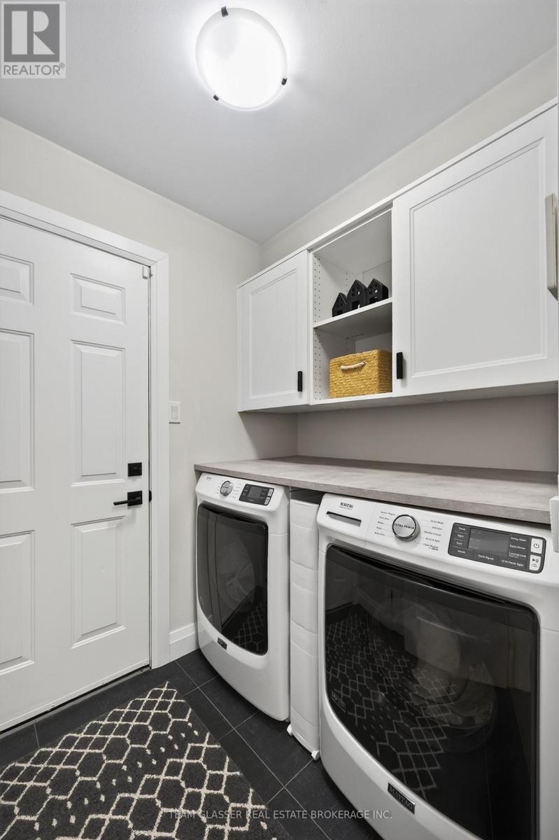 27 CHESTNUT HILL - Image 45