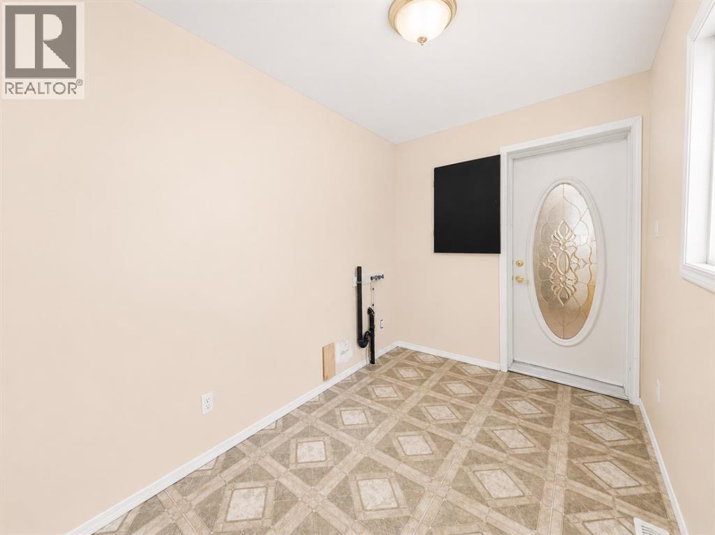 614 6 Avenue - Photo 6