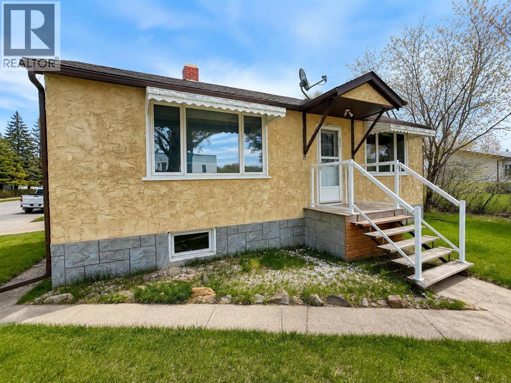 614 6 Avenue - Photo 23