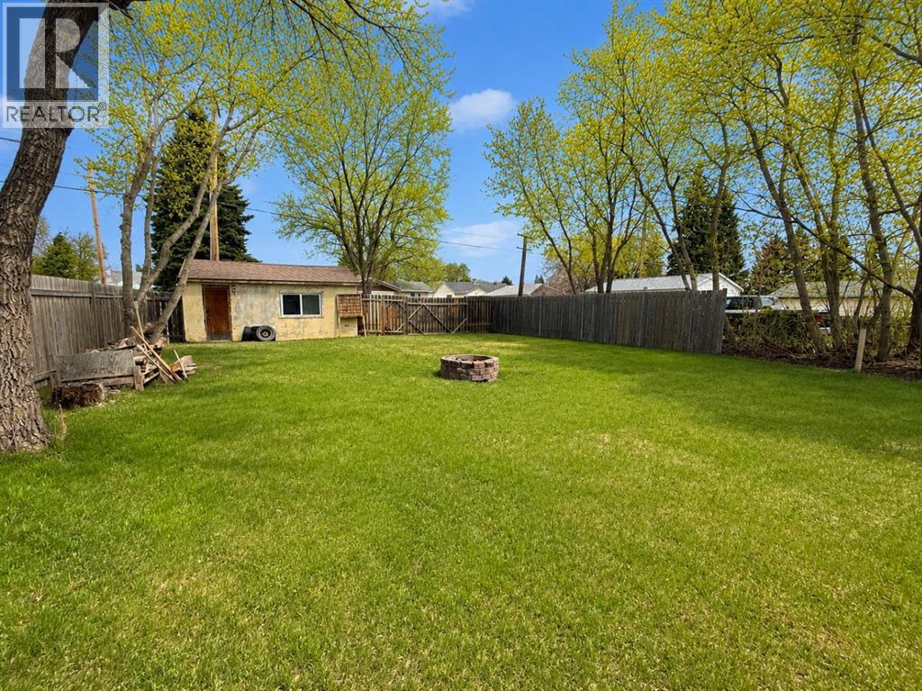 614 6 Avenue - Photo 18