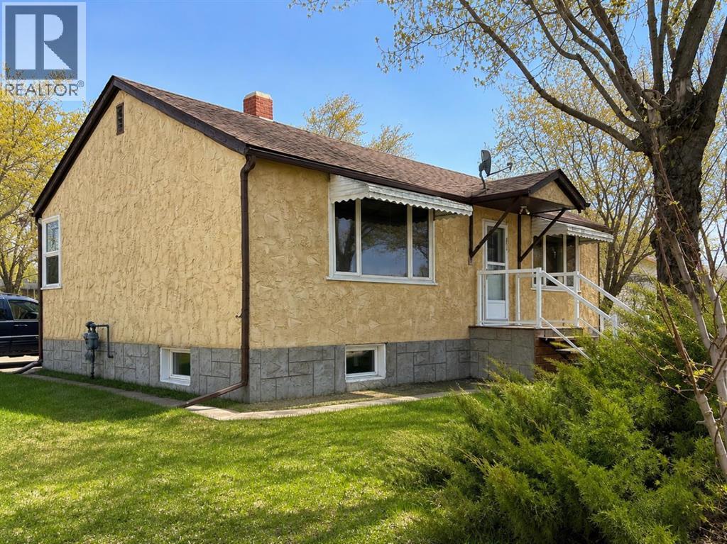 614 6 Avenue - Photo 22