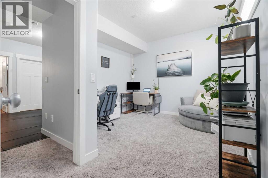2432 24A Street Southwest - Photo 28
