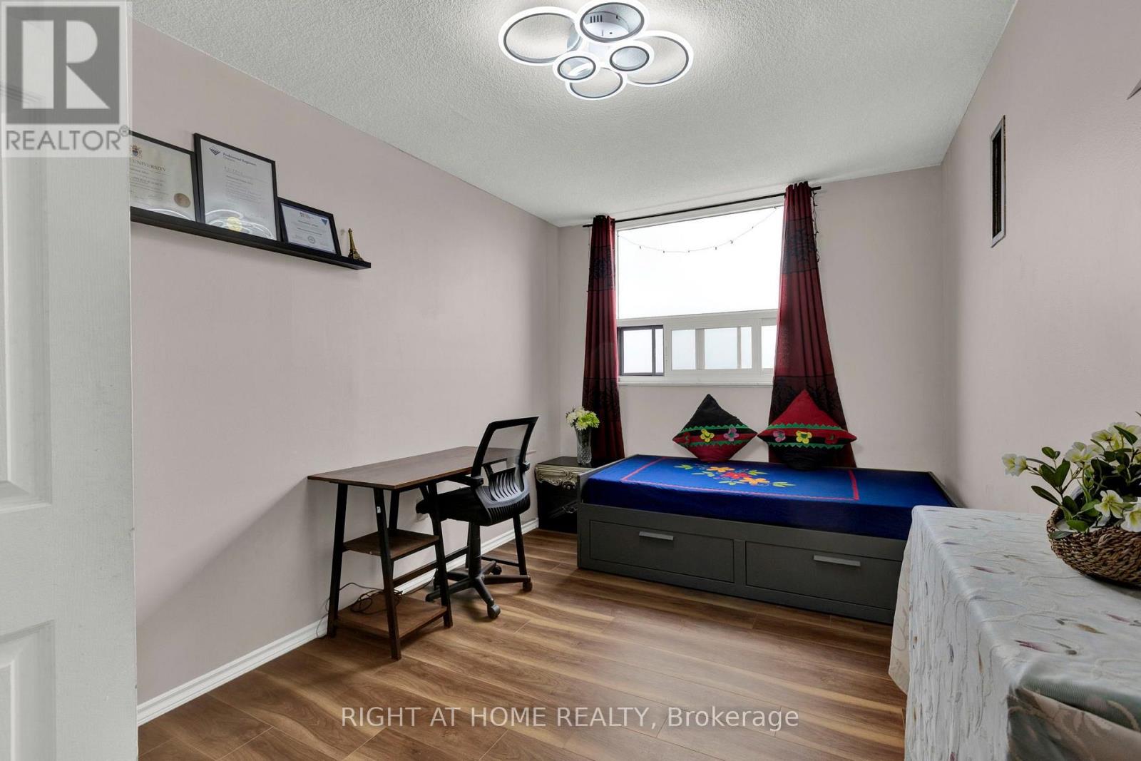 #1608 100 PRUDENTIAL DRIVE - 17