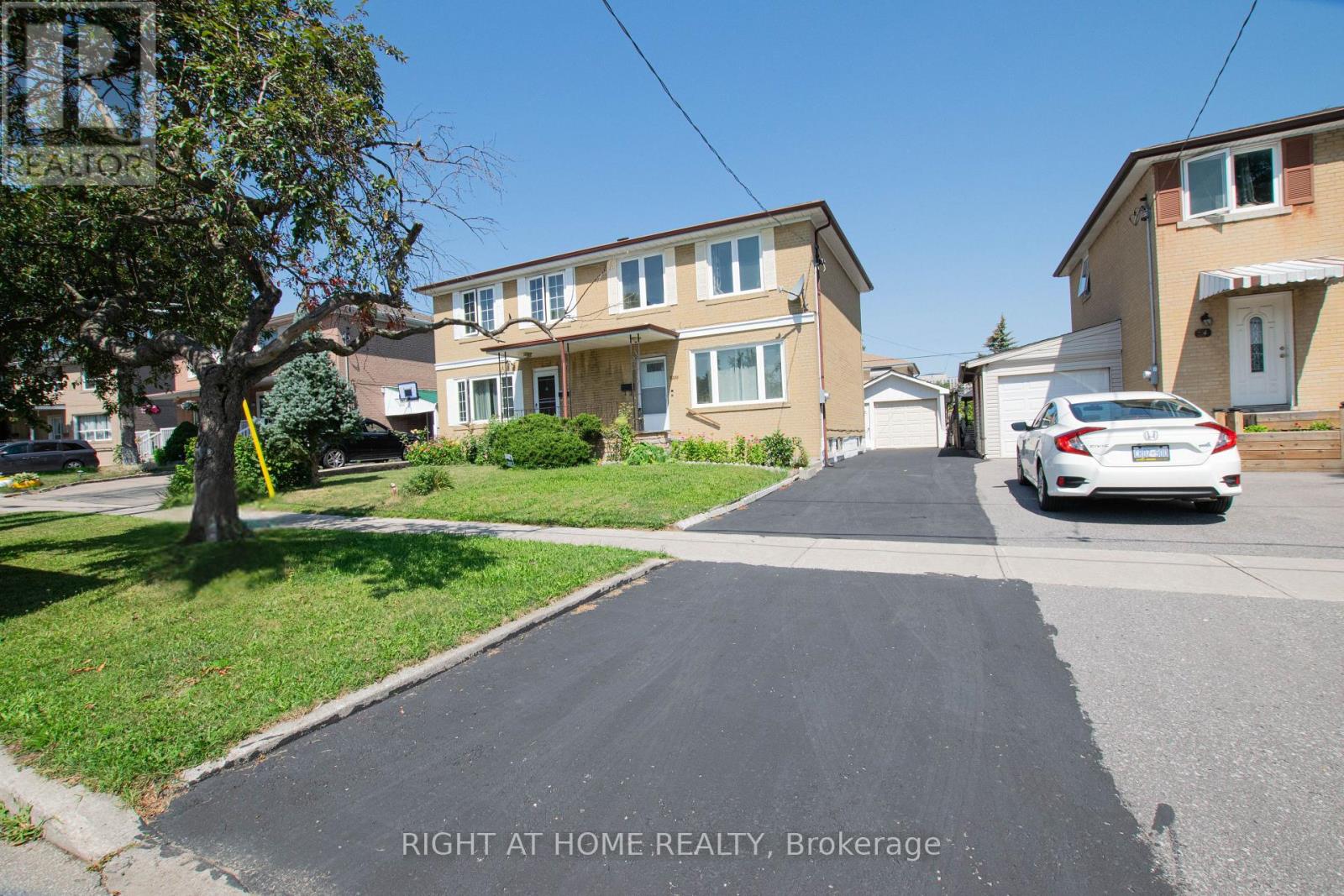 32 ELLENDALE DRIVE - 1