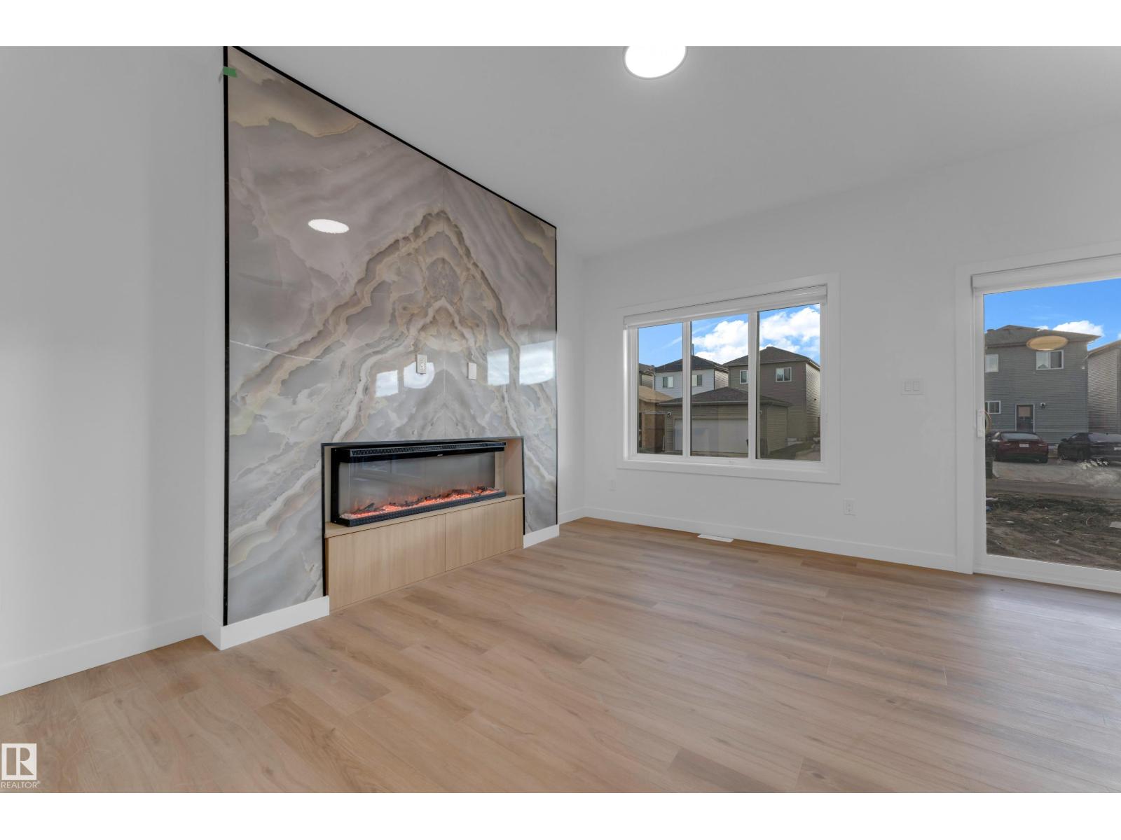 220 24 ST SW - 14
