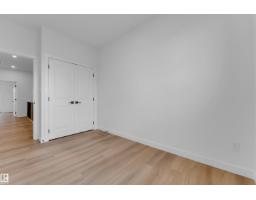 220 24 St Sw, Edmonton, AB T6X3K4 Photo 32