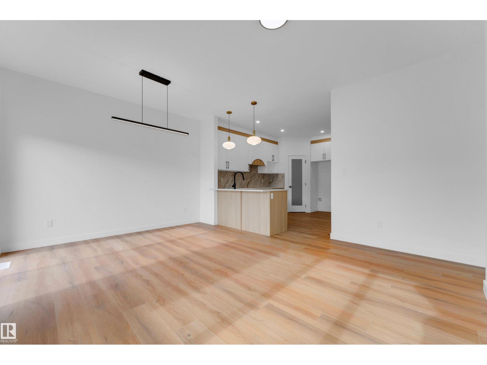 220 24 ST SW - Image 21