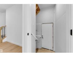 220 24 St Sw, Edmonton, AB T6X3K4 Photo 36
