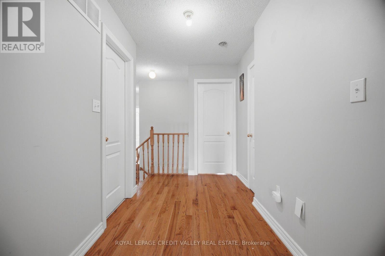 7443 RUSSIAN OLIVE CLOSE - 29