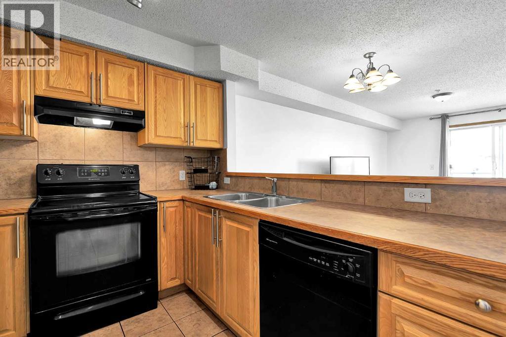 #218 92 Saddletree Court NE - 4