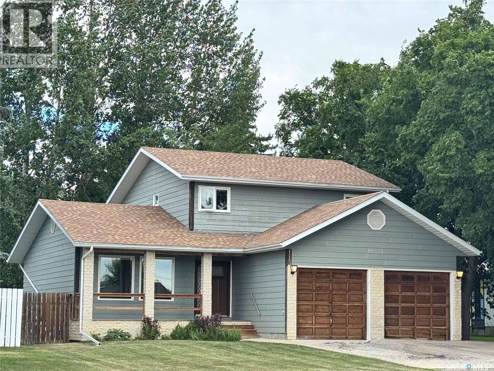 113 7th AVENUE W