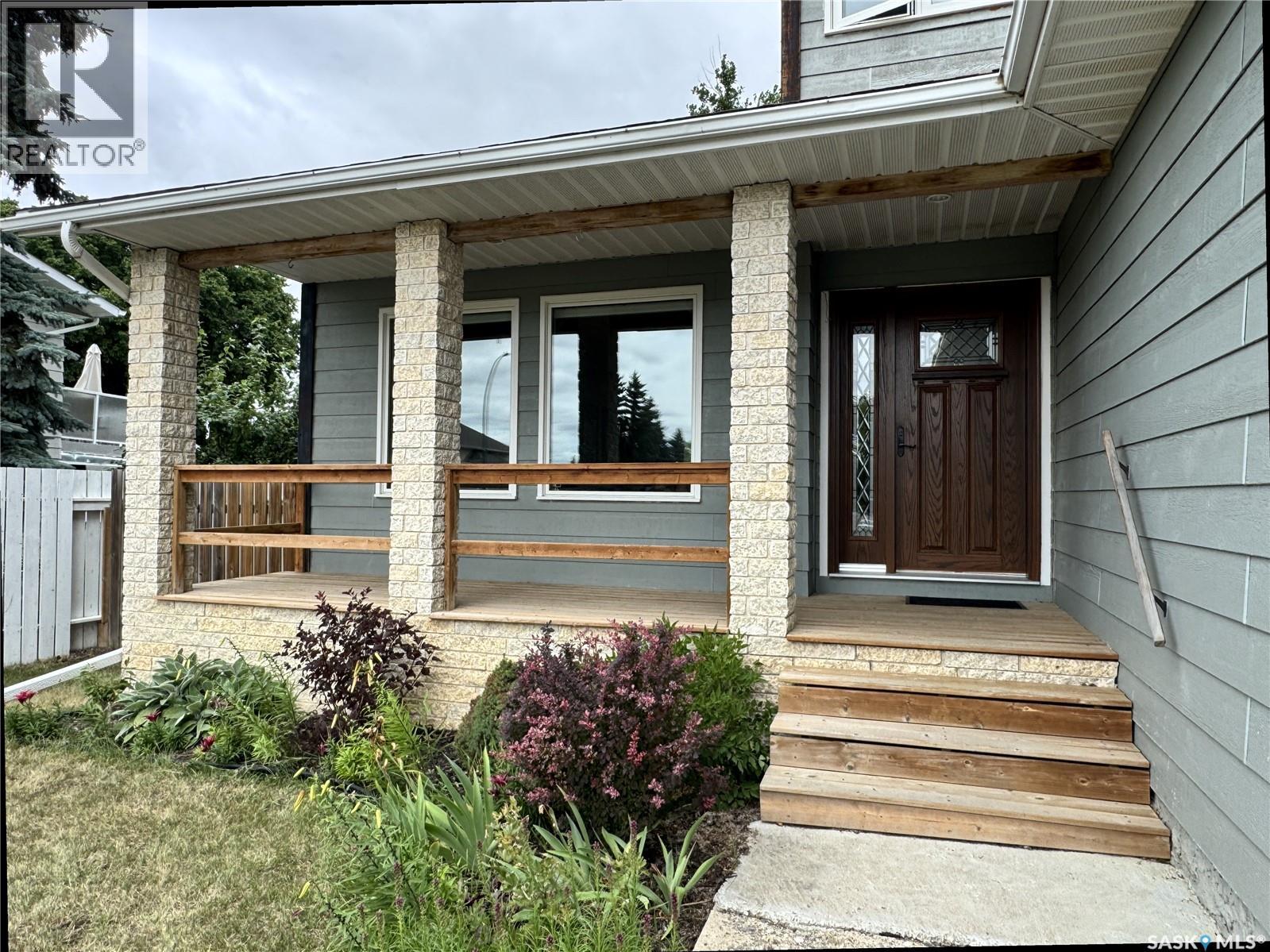 113 7th AVENUE W, Biggar — photo 2