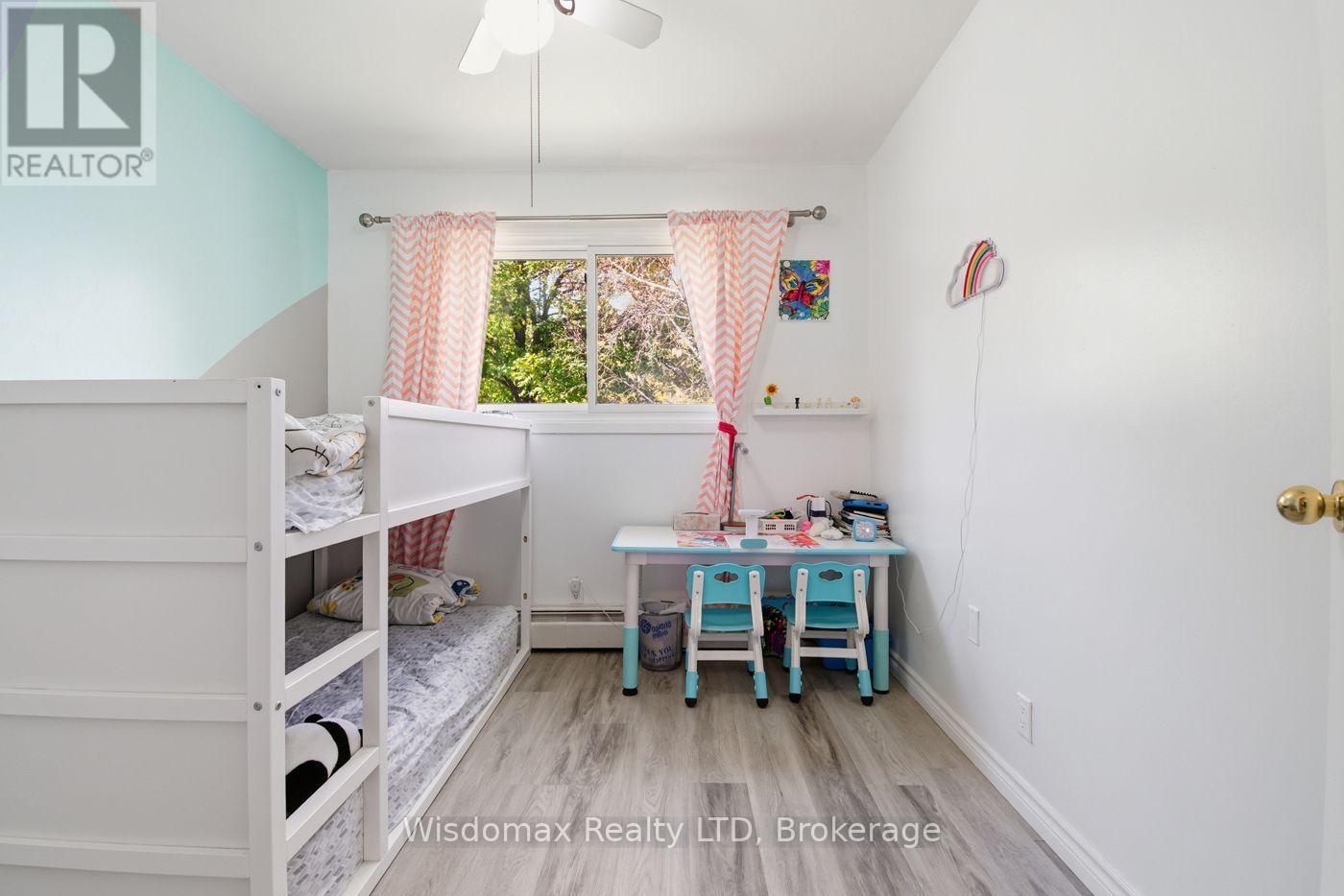 3384 BAKER CRESCENT - 20
