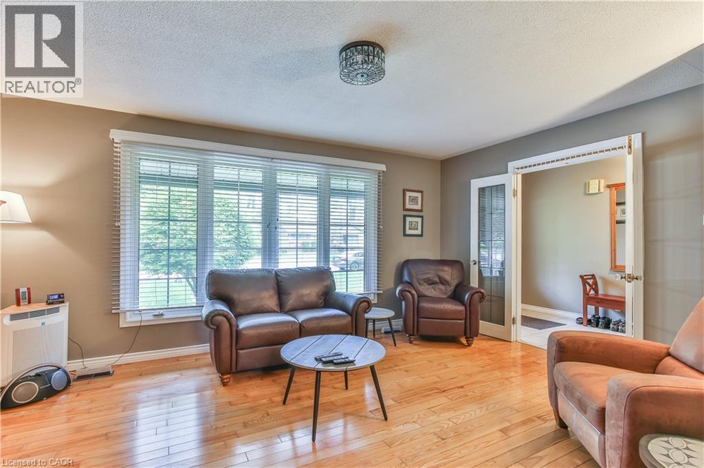 4 HIGHLAND Drive - Image 8