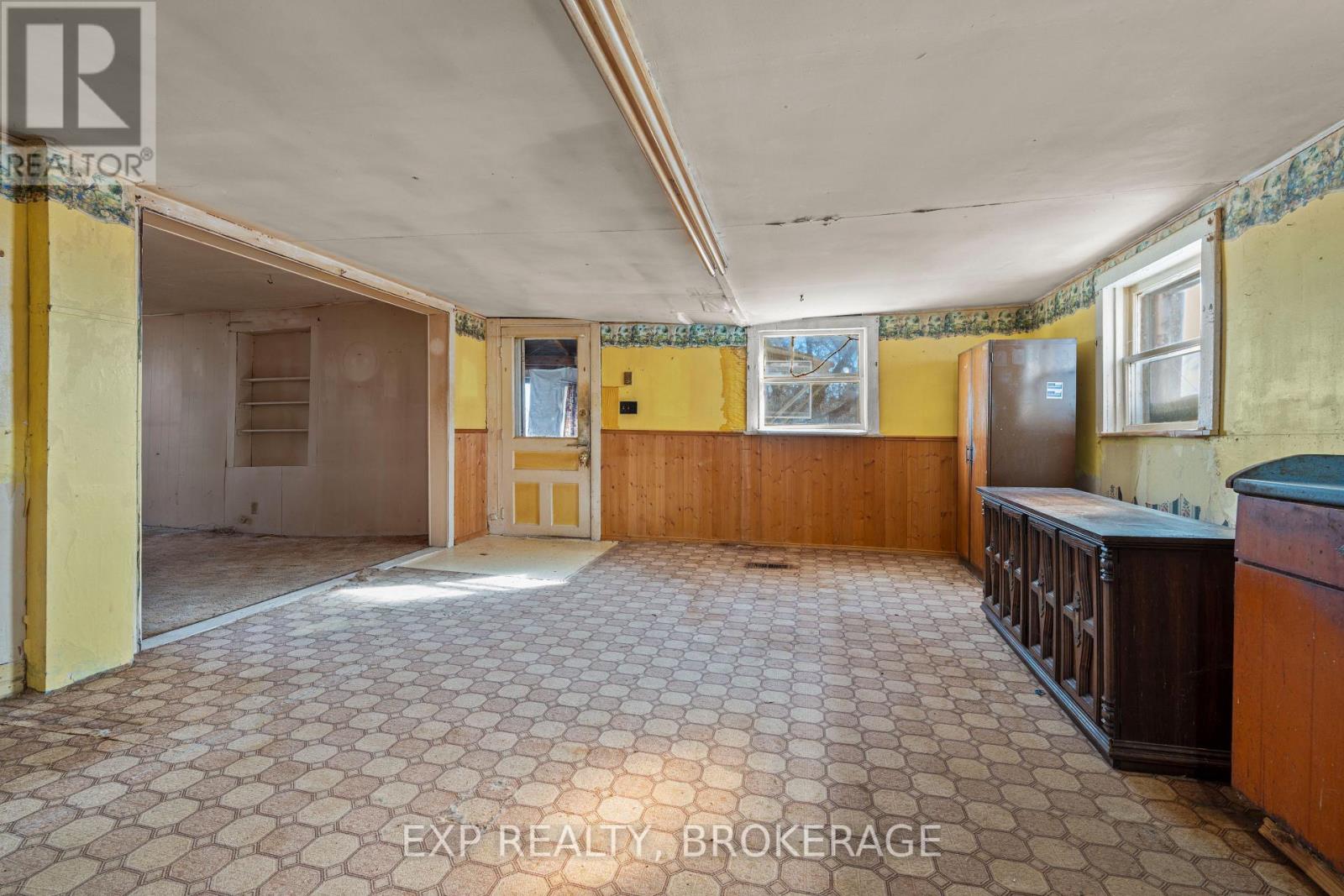 1619 COUNTY 2 ROAD - 11
