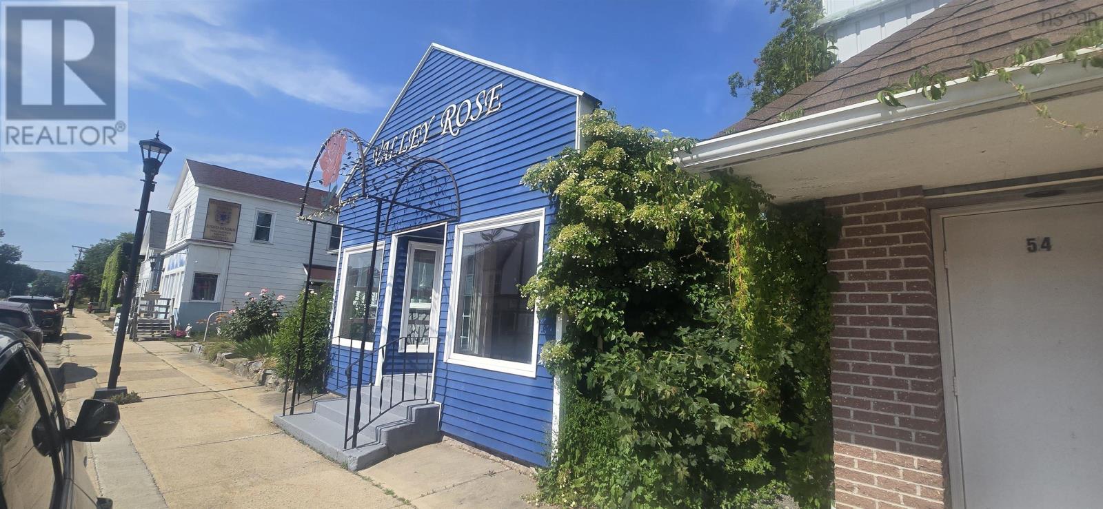 56 Commercial Street, Middleton — photo 2