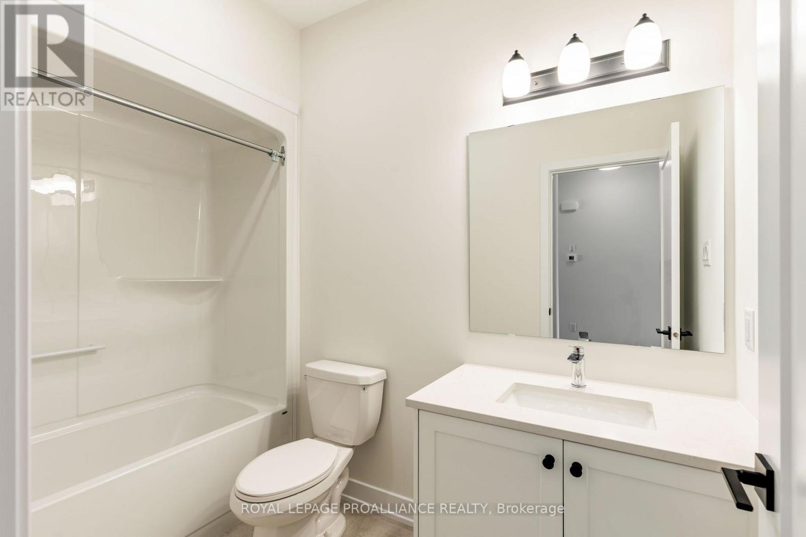 1057 MOORE STREET - Image 13