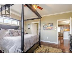 PRIMARY W ENSUITE