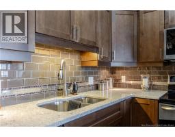 BEAUTIFUL COUNTERTOPS
