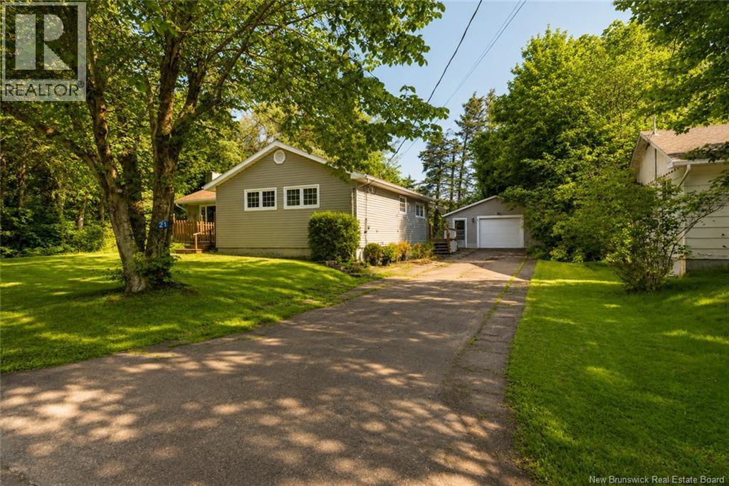 21 Pleasant Street, Sackville — photo 2
