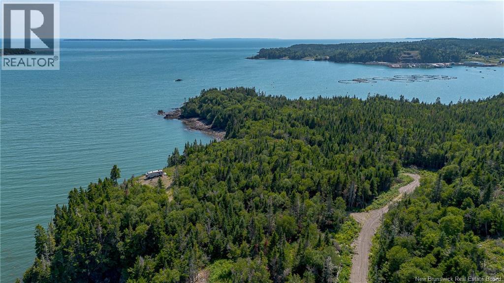 30 Waites Lane, Beaver Harbour — photo 2
