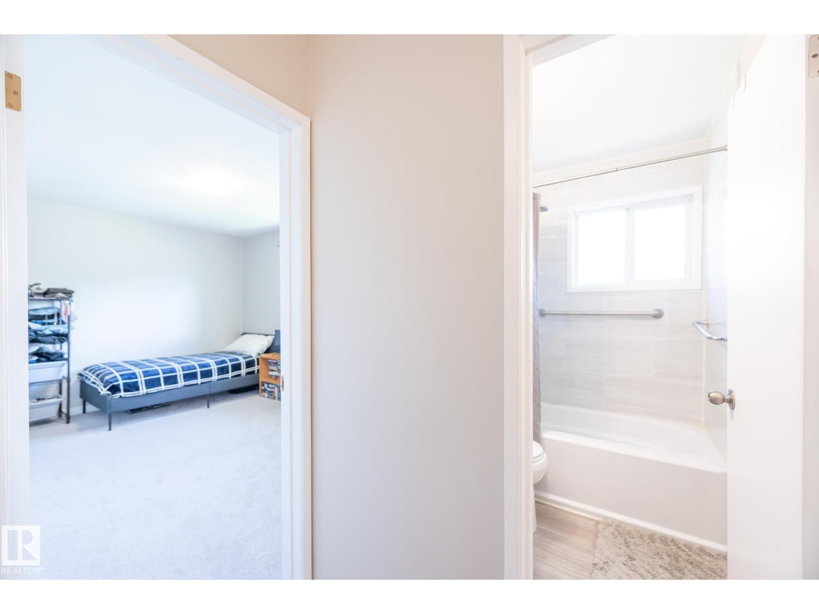 13309 85 Street NW - Photo 14