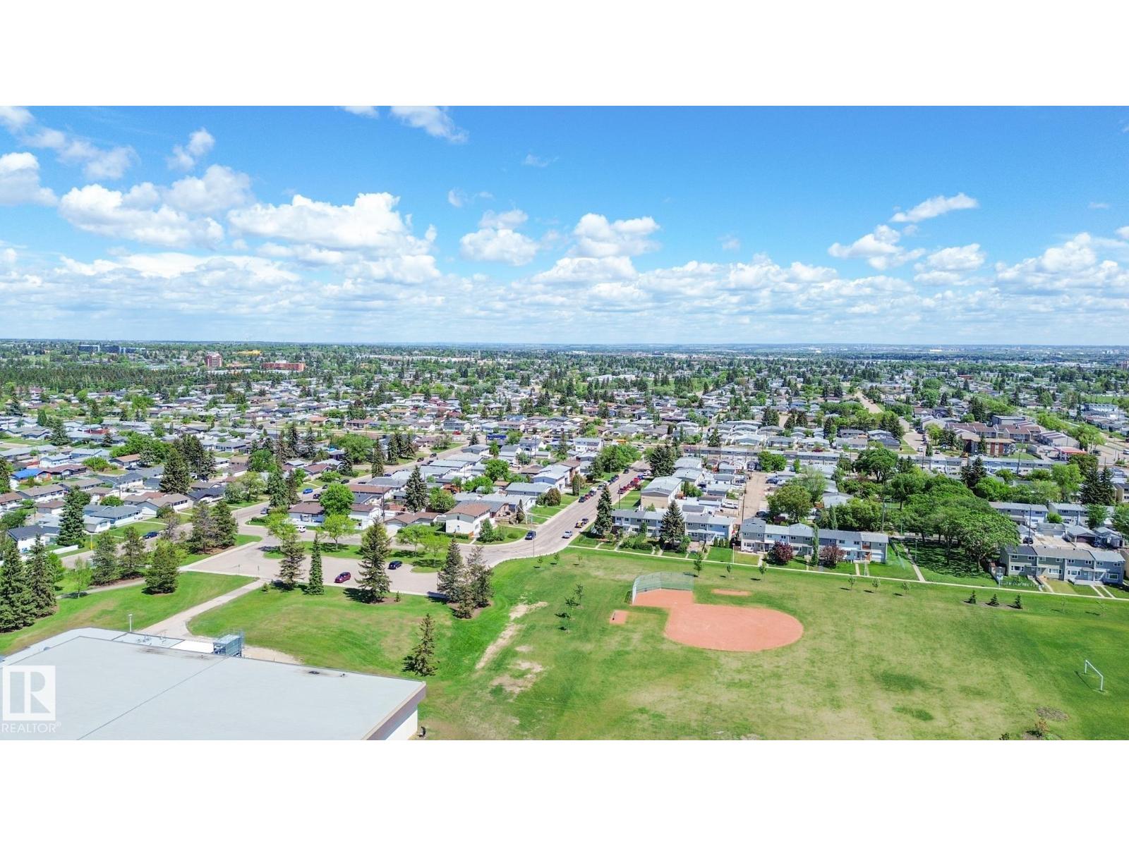 13309 85 Street NW - Photo 47