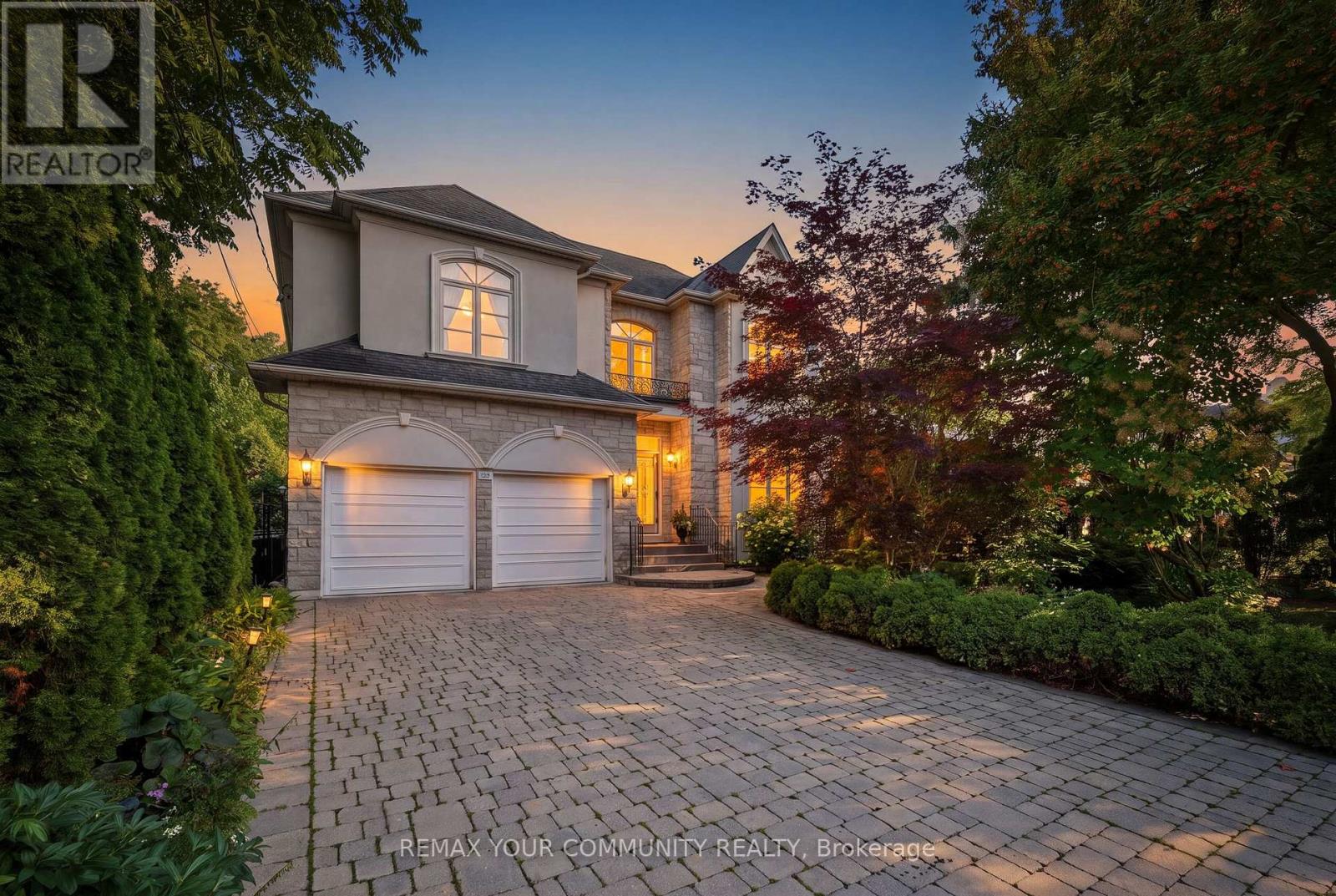 Photo of 135 Wedgewood Drive